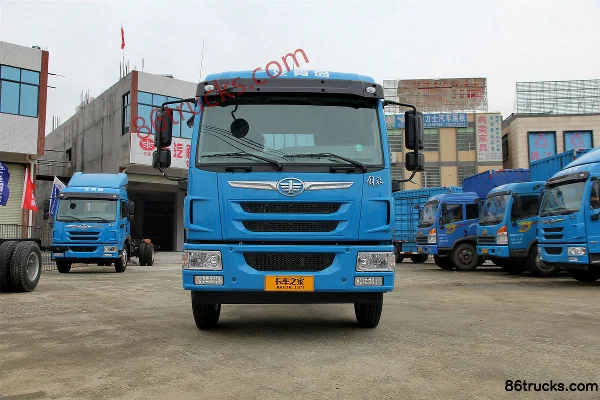 FAW Jiefang Qingdao Long V Medium Truck 140 hp 4X2(6 wheels) 5.8m Cargo Truck Chassis Exterior (2) | 86Trucks