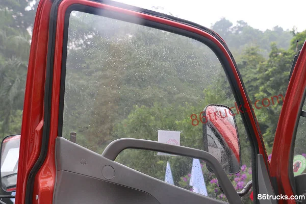 Foton Aumark 3 Series 118 hp 4X2(6 wheels) 4.165m single-row van light truck Cab (2) | 86Trucks
