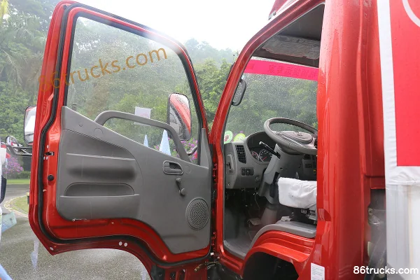 Foton Aumark 3 Series 118 hp 4X2(6 wheels) 4.165m single-row van light truck Cab (1) | 86Trucks