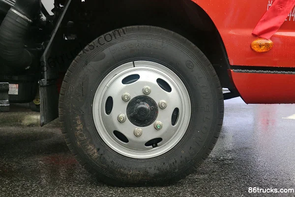 Foton Aumark 3 Series 118 hp 4X2(6 wheels) 4.165m single-row van light truck Chassis (2) | 86Trucks