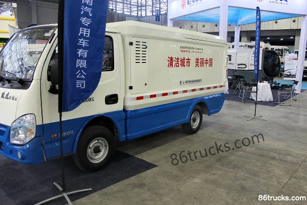 Yuejin Xiaofuxing 190 hp 4X2(6 wheels) Garbage Truck (Changda Brand) Exterior (2) | 86Trucks