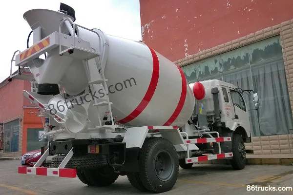 Sanhuan Shitong Fuxingka 140 hp 4X2(6 wheels) Concrete Mixer Truck Exterior (2) | 86Trucks