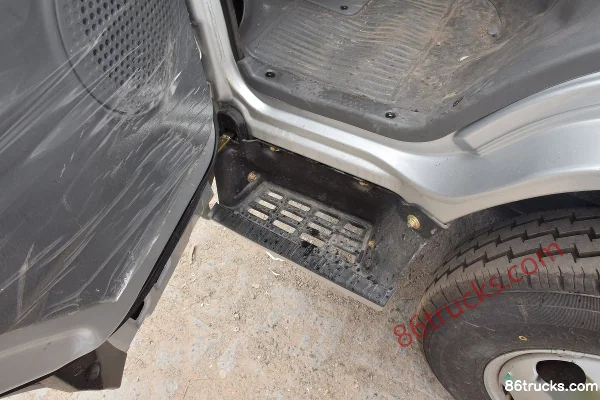 Foton Aoling Jieyun 82 ch 4X2(6 roues) camion léger plateau double cabine 2,7 m (2) | 86Trucks