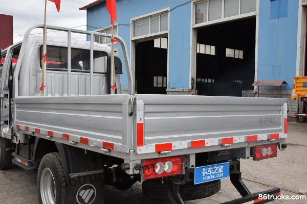 Foton Aoling Jieyun 82 ch 4X2(6 roues) camion léger plateau double cabine 2,7 m Carrosserie (1) | 86Trucks