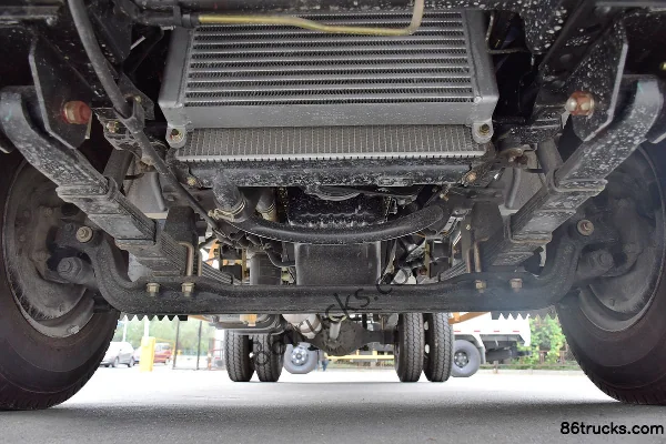 JMC Shunda Narrow Body 143 hp 4X2(6 wheels) 3.25m double-row flatbed light truck (China VI) Chassis (2) | 86Trucks