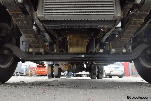 Sinotruk HOWO Hanjiang 88 ch 4X2(6 roues) camion léger fourgon 4,2 m monoplace Châssis (1) | 86Trucks