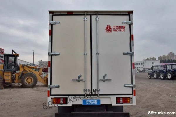Sinotruk HOWO Hanjiang 88 ch 4X2(6 roues) camion léger fourgon 4,2 m monoplace Carrosserie (2) | 86Trucks