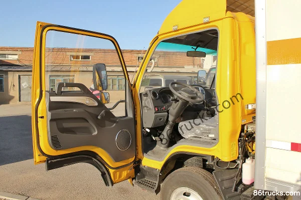 JAC Junling 120 hp 4X2(6 wheels) Explosive Material Transport Truck Cab (1) | 86Trucks