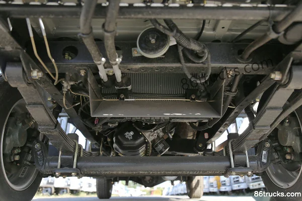 JAC Kangling X3 60 hp 4X2(6 wheels) gasoline/CNG 2.5m double-row van mini truck Chassis (1) | 86Trucks