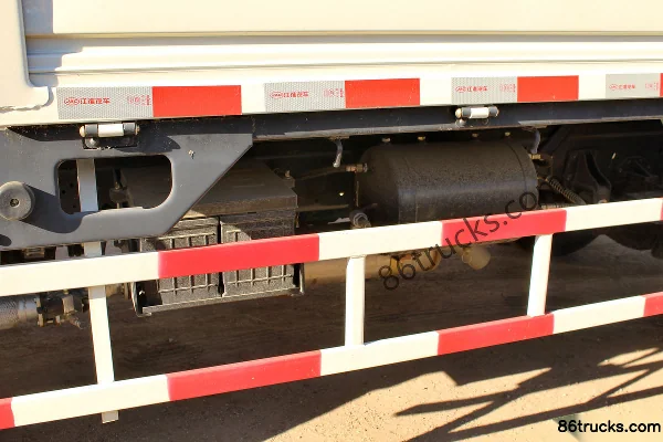 JAC Kangling 33 Medium Body 116 ch 4X2(6 roues) 3.8m cab-over flatbed light truck Châssis (3) | 86Trucks