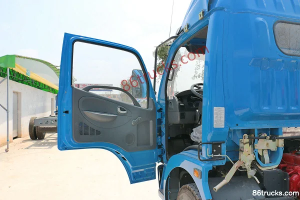 Dongfeng Duolika T2 113 ch 4X2(6 roues) châssis de camion léger fourgon cabine simple 4,15 m (1) | 86Trucks