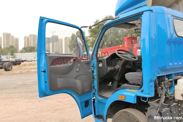 Yuejin Shuaihu H500-33 113 ch 4X2(6 roues) camion léger à plateau 4,18 m cabine simple (6 vitesses) (1) | 86Trucks