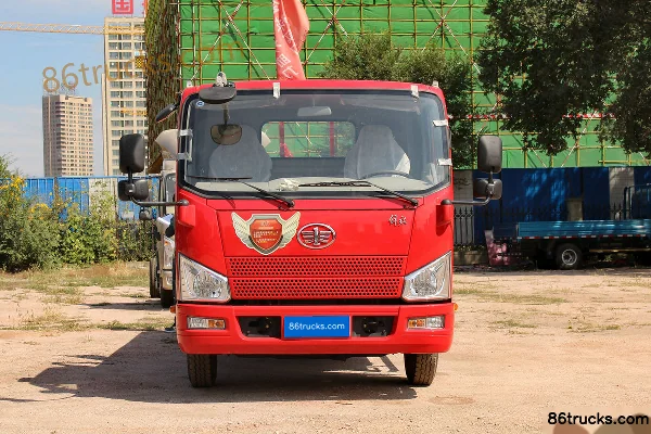 FAW Jiefang J6F 130 ch 4X2(6 roues) camion léger à ridelles simple cabine 4,21 m Extérieur (2) | 86Trucks