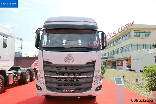 Dongfeng Liuqi Chenglong H7 Heavy Truck 450 hp 6X4(10 wheels) Tractor Truck Exterior (2) | 86Trucks