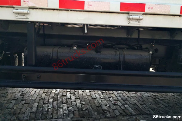 Feidi A2 série 112 ch 4X2(6 roues) 3,8 m camion plateau à ridelles à cabine simple Châssis (2) | 86Trucks