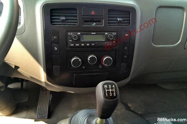 Feidi T3 Series 129 hp 4X2(6 wheels) 3.64m Dump Truck Cab (3) | 86Trucks