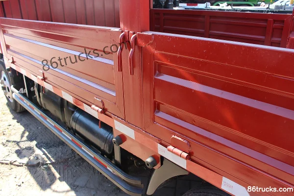 Foton Aumark Série 3 156 ch 4X2(6 roues) camion porteur à ridelles à cabine simple 5,15 m Carrosserie (2) | 86Trucks
