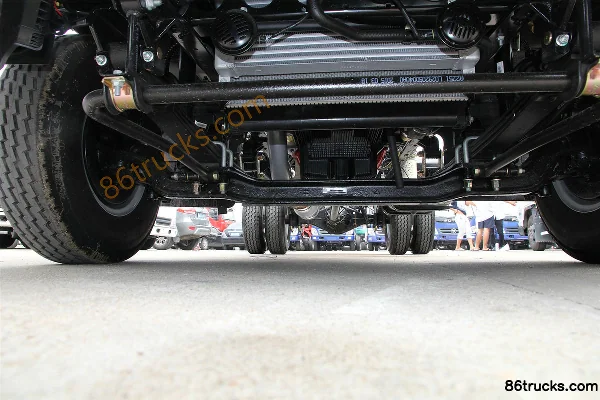 Foton Aoling CTX Mountain Edition 143hp 4X2(6 wheels) 4.165m single-row van light truck Chassis (1) | 86Trucks