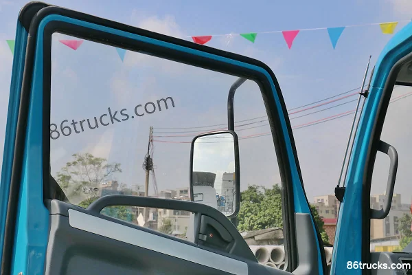 Karry Green Card C 109 hp 4X2(6 wheels) 4.2m single-row flatbed light truck (mid-body) Cab (3) | 86Trucks