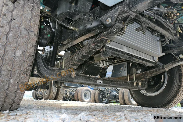 Karry Green Card C 109 hp 4X2(6 wheels) 4.2m single-row flatbed light truck (mid-body) Chassis (2) | 86Trucks