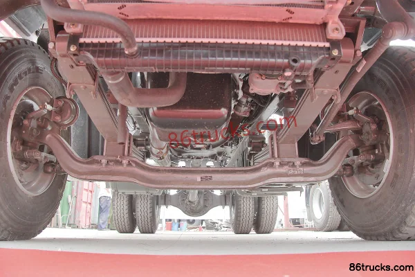 Sinotruk Steyr M5G Heavy Truck 280hp 4X2(6 wheels) Tractor Truck Chassis (1) | 86Trucks