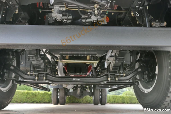 Foton Ruivo Q5 camion porteur 168 ch 4X2(6 roues) plateau ridelles 6,7 m Châssis (1) | 86Trucks