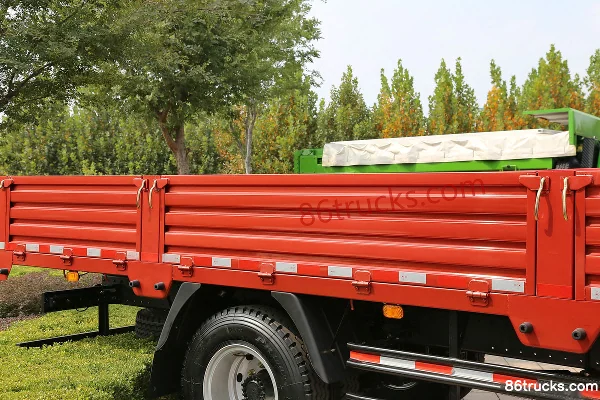Foton Ruivo Q5 camion porteur 168 ch 4X2(6 roues) plateau ridelles 6,7 m Carrosserie (3) | 86Trucks