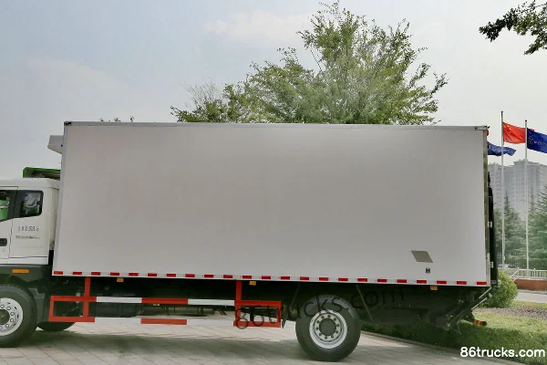 Foton Zhongchi G30 168 ch 4X2(6 roues) camion frigorifique Carrosserie (3) | 86Trucks