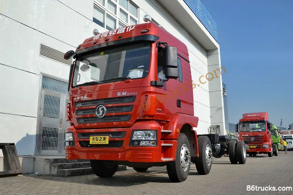 SHACMAN Delong New M3000 245 hp 6X2(8 wheels) 7.8m Van Cargo Truck Chassis Exterior (3) | 86Trucks