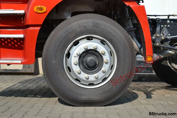 SHACMAN Delong New M3000 245 hp 6X2(8 wheels) 7.8m Van Cargo Truck Chassis (3) | 86Trucks