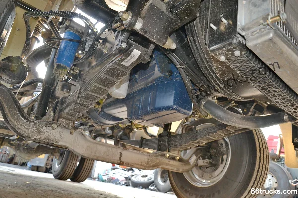 SHACMAN Delong New M3000 Renforcé 270ch 4X2(6 roues) tracteur routier Châssis (1) | 86Trucks
