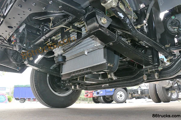Foton Aumark série 3 118 ch 4X2(6 roues) 4,23 m camion porteur à ridelles cabine simple (frein pneumatique) (3) | 86Trucks