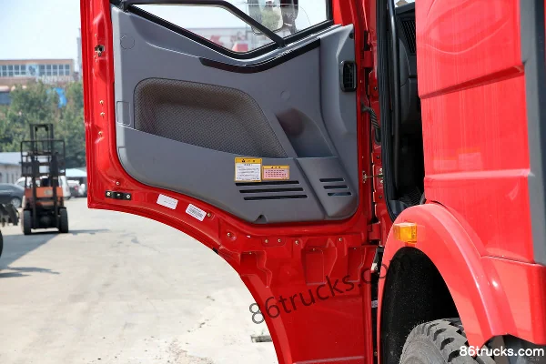 FAW Jiefang J6M poids lourd 320 ch 8X4(12 roues) châssis camion porteur à ridelles 9,5 m Cabine (3) | 86Trucks