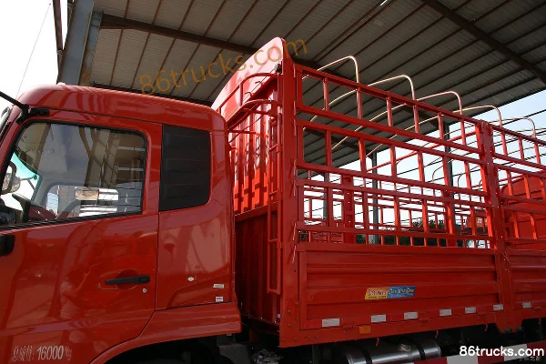 Dongfeng Commercial Vehicle Tianjin Medium Truck 180 hp 4X2(6 wheels) 6.75m Cab-forward with Side Panels Cargo Truck Body (2) | 86Trucks