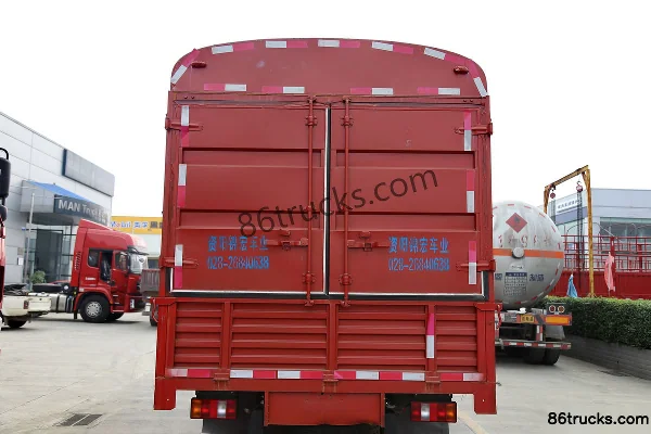 Sinotruk HOWO Tongsai 154 ch 4X2(6 roues) camion porteur à ridelles à cabine demi-avancée 5,2 m Carrosserie (3) | 86Trucks