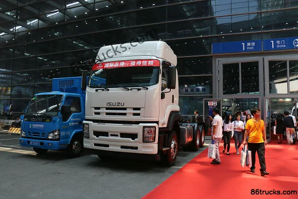 Qingling Isuzu VC46 poids lourd 350 ch 6X4(10 roues) tracteur routier Extérieur (3) | 86Trucks