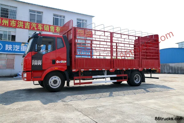 FAW Liute Jinlu Medium Truck 160 hp 4X2(6 wheels) 6.8m Grain Hauler Cargo Truck (Axle Ratio: 5.286) Exterior (3) | 86Trucks