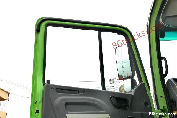 JAC Gallop A3W heavy truck 270 hp 4X2(6 wheels) port tractor truck Cab (2) | 86Trucks
