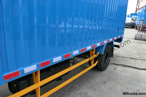 JMC New Kaiyun 109 ch 4X2(6 roues) camion frigorifique 4,21 m cabine simple Carrosserie (3) | 86Trucks