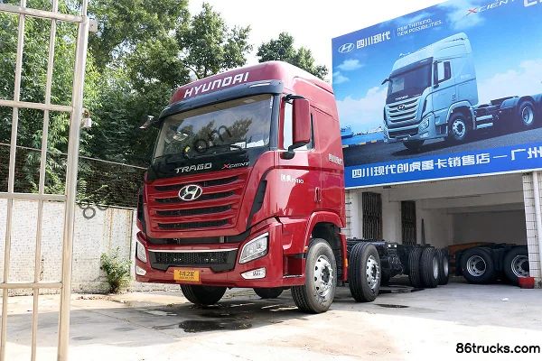 Sichuan Hyundai Chuanghu XCIENT heavy truck 410 hp 8X4(12 wheels) 9.3m double-row cargo truck chassis Exterior (3) | 86Trucks