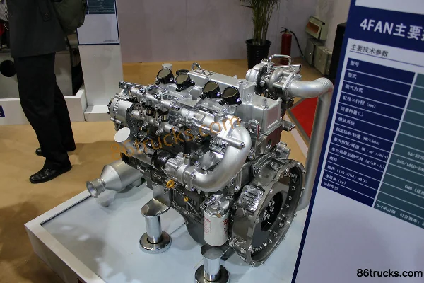 Yuchai YC4FA115N-50 115 ch 3 L China V moteur au gaz naturel Extérieur
