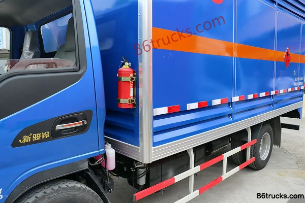 JAC Junling 120hp 4X2(6 wheels) explosive material transport truck (blue) Body (1) | 86Trucks
