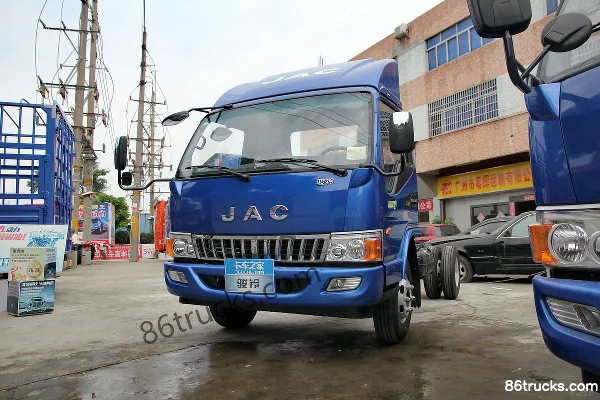 JAC Junling camion porteur 160 ch 4X2(6 roues) châssis 4,15 m cabine simple Extérieur (3) | 86Trucks