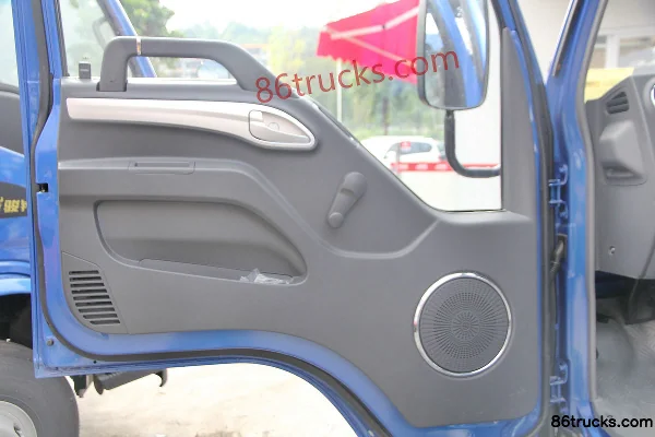 JAC Junling camion porteur 160 ch 4X2(6 roues) châssis 4,15 m cabine simple (3) | 86Trucks