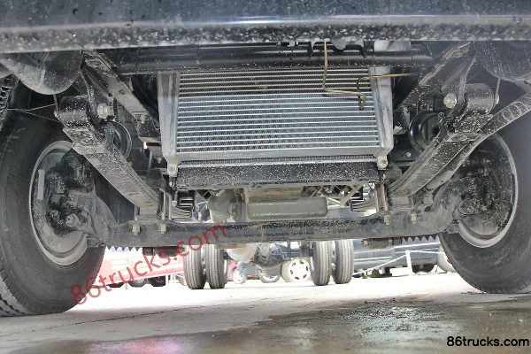 JAC Junling camion porteur 160 ch 4X2(6 roues) châssis 4,15 m cabine simple (2) | 86Trucks