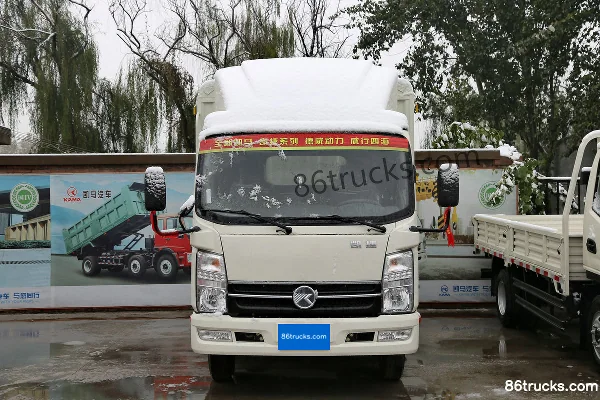 Kama Kaijie 95hp 4X2(6 wheels) 4.2m Single Row Stake Truck Exterior (2) | 86Trucks