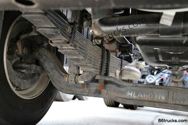 Hualing Hanma heavy truck 375 hp 6X4(10 wheels) tractor truck Chassis (2) | 86Trucks