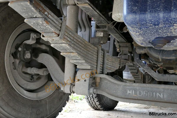 Hualing Star Heavy Truck Lightweight Version Transport Type 300hp 8X4(12 wheels) 6.5m Dump Truck Chassis (2) | 86Trucks