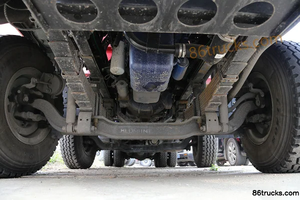 Hualing Star Heavy Truck Lightweight Version Transport Type 300hp 8X4(12 wheels) 6.5m Dump Truck Chassis (1) | 86Trucks