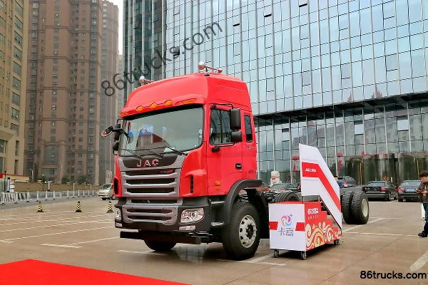 JAC Gallop A5X Heavy Truck 245 hp 6X2(8 wheels) Cargo Truck Chassis (Mid-lift) Exterior (3) | 86Trucks